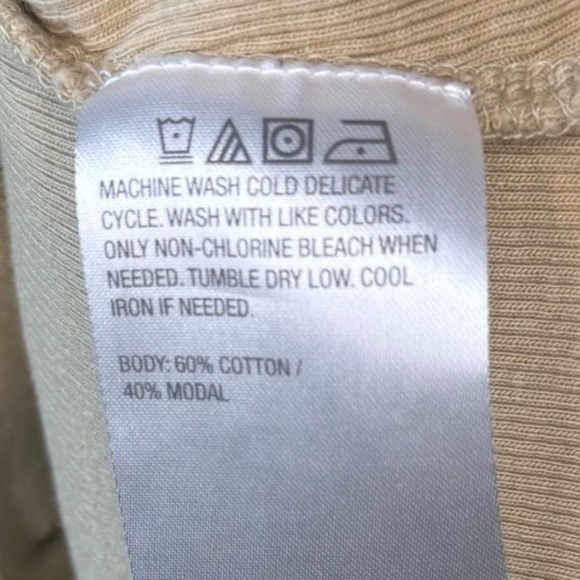 LOGO Layer by Lori Goldstein, Base layer Bundle, Tank and T-shirts, Size L - Picture 5 of 16